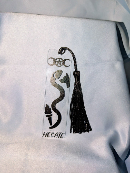 MARQUE TA PAGE "HECATE"